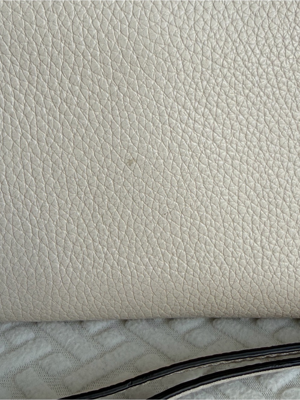 Coach Cream Pebbled Leather Zip Wallet Wristlet with Carriage Logo - Picture 4 of 8